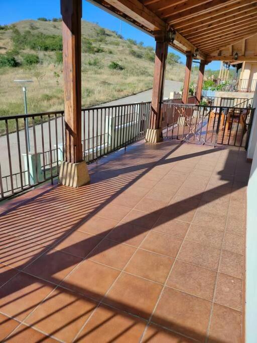 Vivienda De Uso Turistico En Entorno Maravilloso Huerta Del Rey Exteriör bild